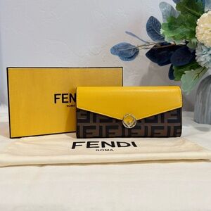 FENDI Zucca Envelope Continental Wallet
